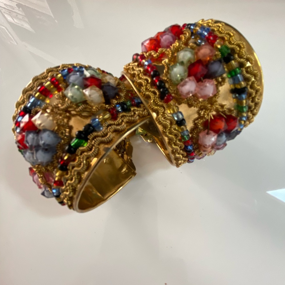 Beaded bracelets - Picture 3 of 11